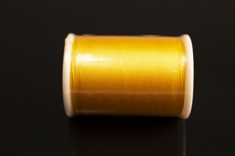 Нитки для вышивания Sumiko Thread JST2 #50 130м, цвет 145 желтый, 100% шелк, 1030-349, 1шт Нитки для вышивания Sumiko Thread JST2 #50 130м, цвет 145 желтый, 100% шелк, 1030-349, 1шт