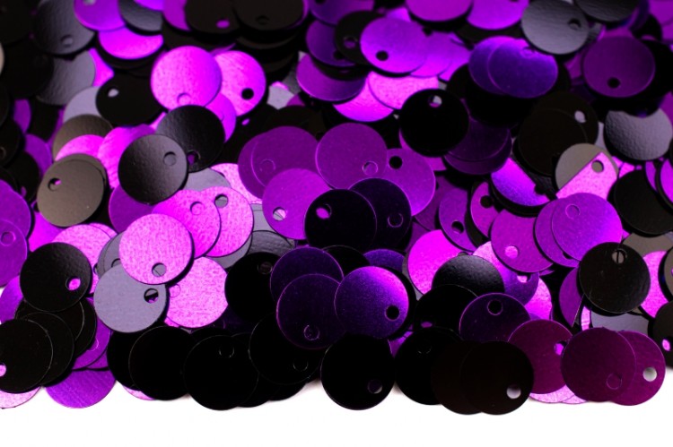 Пайетки двусторонние круглые 6мм плоские, цвет 7531 черный/фиолетовый, 1022-138, 10 грамм Пайетки двусторонние круглые 6мм плоские, цвет 7531 черный/фиолетовый, 1022-138, 10 грамм