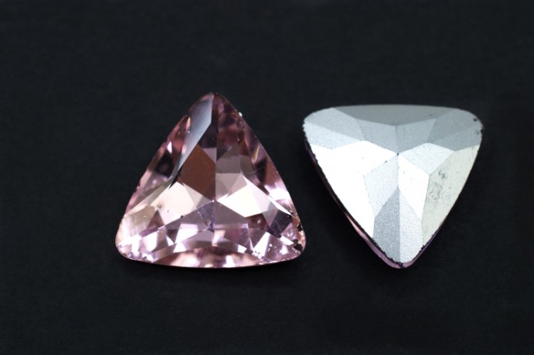 Кристалл Треугольник 23мм, цвет розовый, стекло, 26-103, 2шт Кристалл Треугольник 23мм, цвет розовый, стекло, 26-103, 2шт