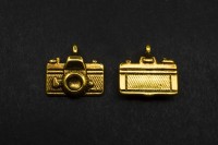 Подвеска Фотоаппарат 14х13х4мм, отверстие 1,5мм, цвет античное золото, сплав металлов, 22-057, 1шт