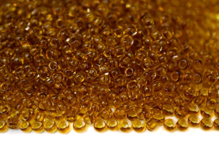 Бисер японский TOHO круглый 8/0 #2156 мёд, прозрачный, 10 грамм Бисер японский TOHO круглый 8/0 #2156 мёд, прозрачный, 10 грамм
