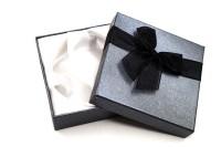 Подарочная коробочка 90х90х27мм для браслета или колье, цвет серый, картон, 31-013, 1шт