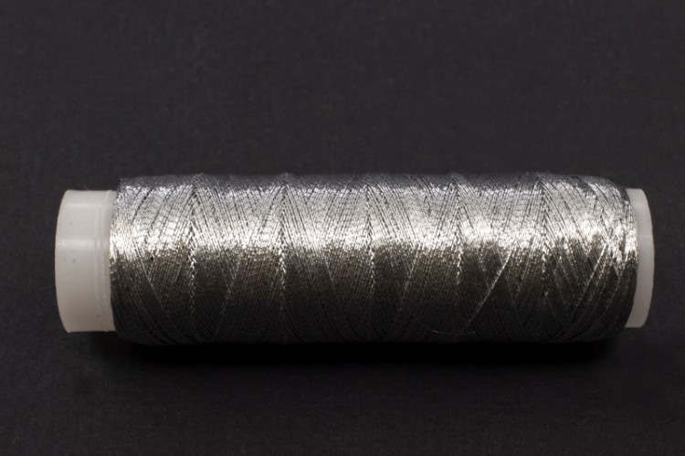 Нитки металлизированные MY-02, цвет под серебро, полиэстер, 100м, 1шт Нитки металлизированные MY-02, цвет под серебро, полиэстер, 100м, 1шт