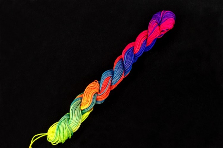 Шнур нейлоновый, толщина 1мм, длина 24 метра, цвет мультиколор, нейлон, 50-016, 1шт Шнур нейлоновый, толщина 1мм, длина 24 метра, цвет мультиколор, нейлон, 50-016, 1шт