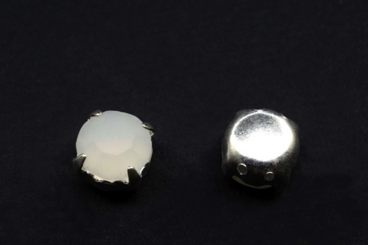 Шатоны Preciosa Maxima 8,3мм в оправе, цвет white opal DF/silver, 63-183, 4шт Шатоны Preciosa Maxima 8,3мм в оправе, цвет white opal DF/silver, 63-183, 4шт
