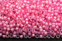 Бисер японский TOHO Treasure цилиндрический 11/0 #0191С хрусталь/ярко-розовый радужный, окрашенный изнутри, 5 грамм