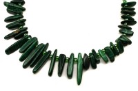 Каменная крошка Малахит синтетический 9-30х2-8мм, отверстие 0,8мм, цвет зеленый, 522-033, 1 нить (около 9см, около 17шт)