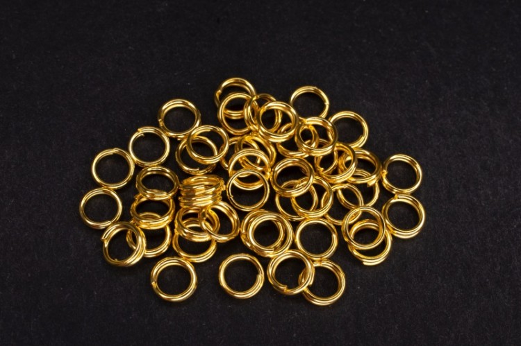 Кольца соединительные 5х0,7мм двойные, цвет золото, железо, 13-032, 10г (около 110шт) Кольца соединительные 5х0,7мм двойные, цвет золото, железо, 13-032, 10г (около 110шт)
