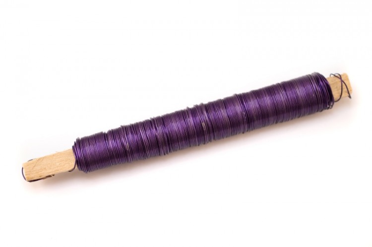 Проволока на бруске толщина 0,5мм, длина 50м, цвет фиолетовый, 1009-011, вес 100г, 1шт Проволока на бруске толщина 0,5мм, длина 50м, цвет фиолетовый, 1009-011, вес 100г, 1шт