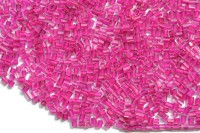 Бисер китайский рубка размер 11/0, цвет 0320 прозрачный малиновая линия внутри, 450г