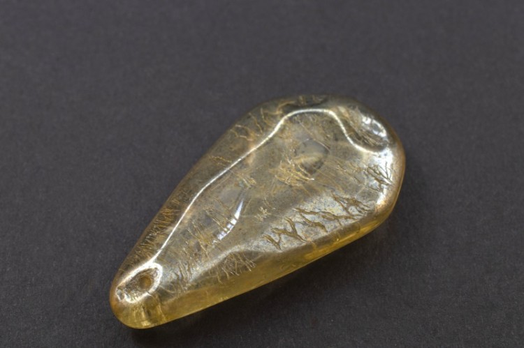 Бусина Капля плоская 44х25х8мм, цвет бежевый, прозрачная, стеклянная, 735-193, 1шт Бусина Капля плоская 44х25х8мм, цвет бежевый, прозрачная, стеклянная, 735-193, 1шт