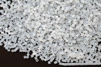 Бисер чешский PRECIOSA рубка 10/0 02090 белый полупрозрачный, 50г