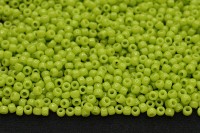 Бисер японский TOHO круглый 11/0 #0044 зеленое яблоко, непрозрачный, 10 грамм