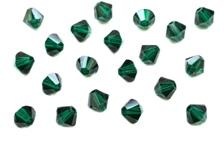 Бусина биконус Swarovski 5328 #205 4мм Emerald, 5328-4-205, 20шт Бусина биконус Swarovski 5328 #205 4мм Emerald, 5328-4-205, 20шт