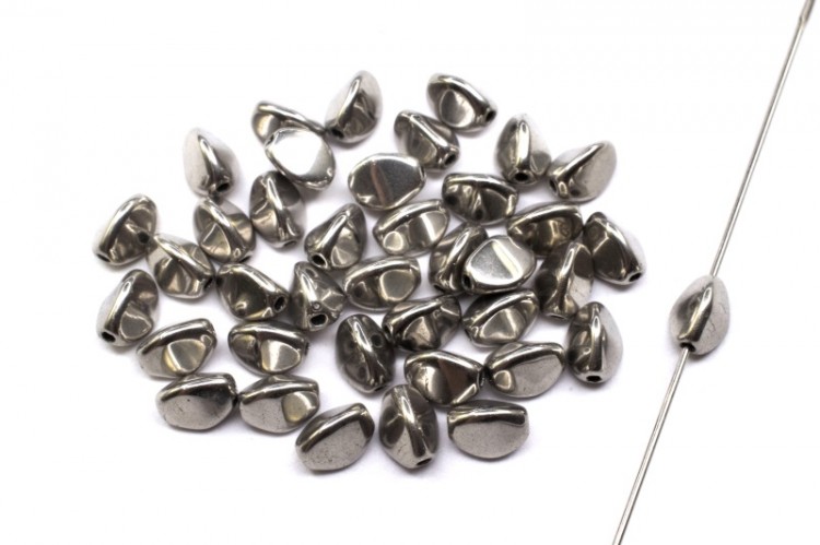 Бусины Pinch beads 5х3мм, отверстие 0,8мм, цвет 23980/27500 никель глянцевый, 755-100, 10г (около 117шт) Бусины Pinch beads 5х3мм, отверстие 0,8мм, цвет 23980/27500 никель глянцевый, 755-100, 10г (около 117шт)