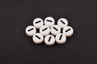 Бусина с буквой I или цифрой 1, размер 7х4мм, отверстие 1мм, цвет белый/черный, 540-107, 10шт