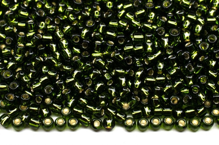 Бисер японский TOHO круглый 11/0 #0037 оливковый, серебряная линия внутри, 10 грамм Бисер японский TOHO круглый 11/0 #0037 оливковый, серебряная линия внутри, 10 грамм