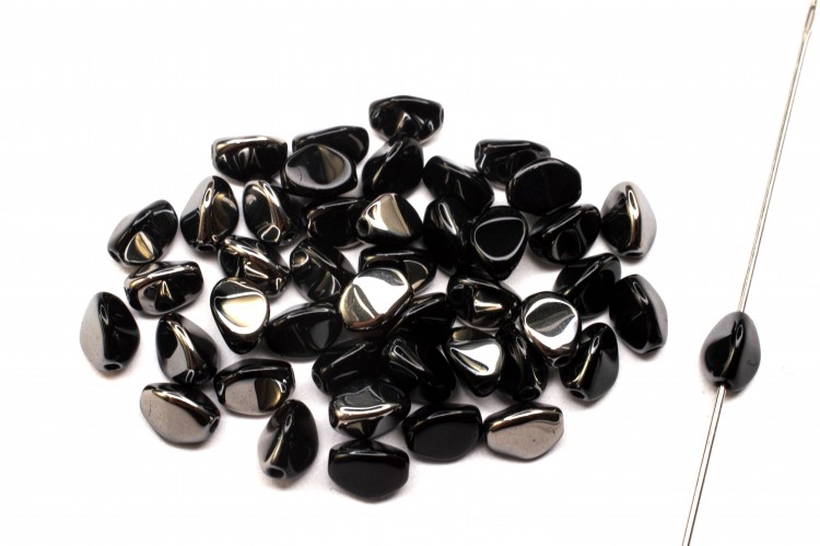 Бусины Pinch beads 5х3мм, отверстие 0,8мм, цвет 23980/27401 черный/хром непрозрачный, 755-099, 10г (около 117шт) Бусины Pinch beads 5х3мм, отверстие 0,8мм, цвет 23980/27401 черный/хром непрозрачный, 755-099, 10г (около 117шт)