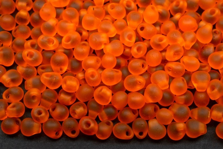 Бисер MIYUKI Drops 3,4мм #0138F оранжевый, матовый прозрачный, 10 грамм Бисер MIYUKI Drops 3,4мм #0138F оранжевый, матовый прозрачный, 10 грамм
