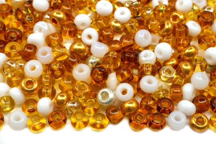 Бисер чешский PRECIOSA круглый 6/0 МИКС № 4 разноцветный, 50г Бисер чешский PRECIOSA круглый 6/0 МИКС № 4 разноцветный, 50г