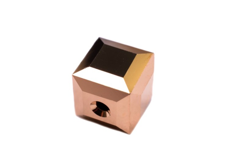 Бусина куб Swarovski 5601 #001 ROGB2 8мм Rose Gold B 2X, 5601-8-001-823, 1шт Бусина куб Swarovski 5601 #001 ROGB2 8мм Rose Gold B 2X, 5601-8-001-823, 1шт