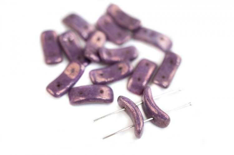 Бусины Bow beads 3,5х15мм, два отверстия 0,8мм, цвет 02010/15726 лиловый, 729-002, около 10г (около 12шт) Бусины Bow beads 3,5х15мм, два отверстия 0,8мм, цвет 02010/15726 лиловый, 729-002, около 10г (около 12шт)