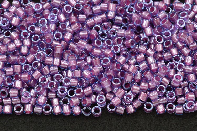 Бисер японский MIYUKI Delica цилиндр 10/0 DBM-0922 вода/роза, сверкающий/окрашенный изнутри, 5 грамм Бисер японский MIYUKI Delica цилиндр 10/0 DBM-0922 вода/роза, сверкающий/окрашенный изнутри, 5 грамм