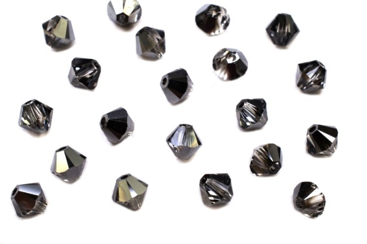 Бусина биконус Swarovski 5328 #001 SINI 4мм Silver Night, 5328-4-001-420, 20шт Бусина биконус Swarovski 5328 #001 SINI 4мм Silver Night, 5328-4-001-420, 20шт