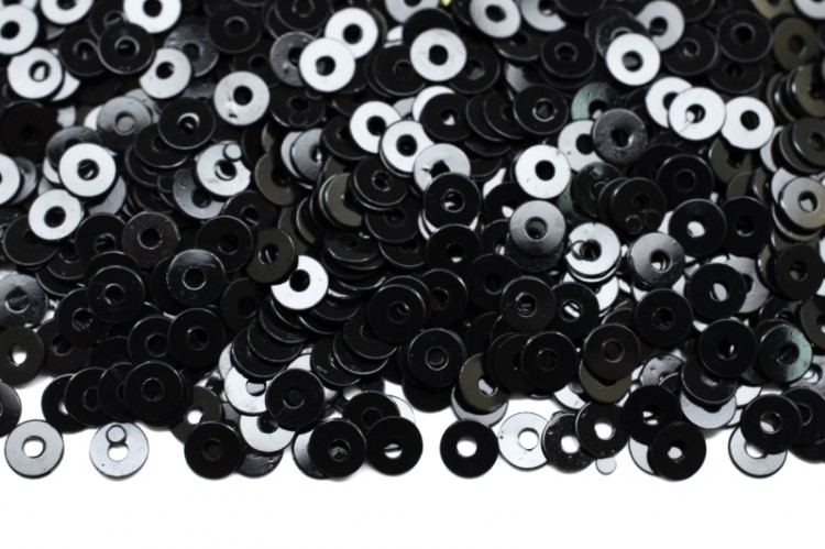 Пайетки круглые 3мм плоские, цвет 02 черный, пластик, 1022-144, 10г Пайетки круглые 3мм плоские, цвет 02 черный, пластик, 1022-144, 10г