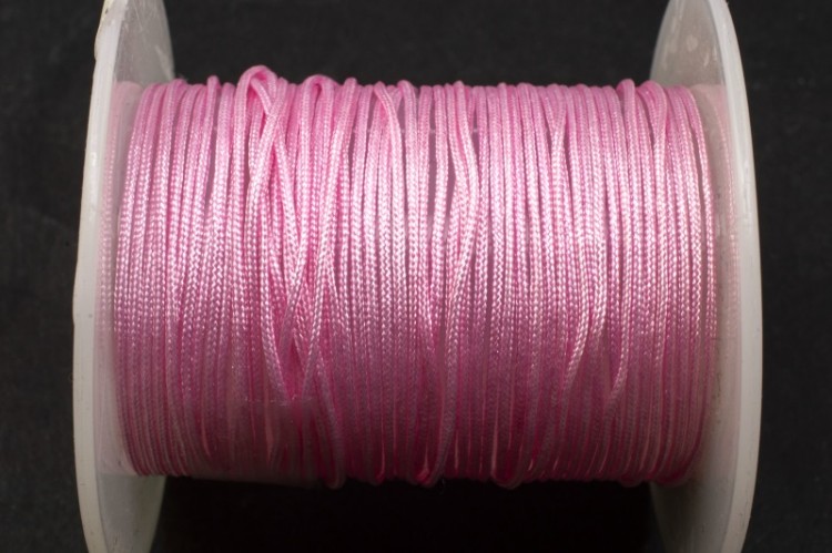 Шнур нейлоновый, толщина 0,8мм, цвет розовый, материал нейлон, 29-033, 2 метра Шнур нейлоновый, толщина 0,8мм, цвет розовый, материал нейлон, 29-033, 2 метра