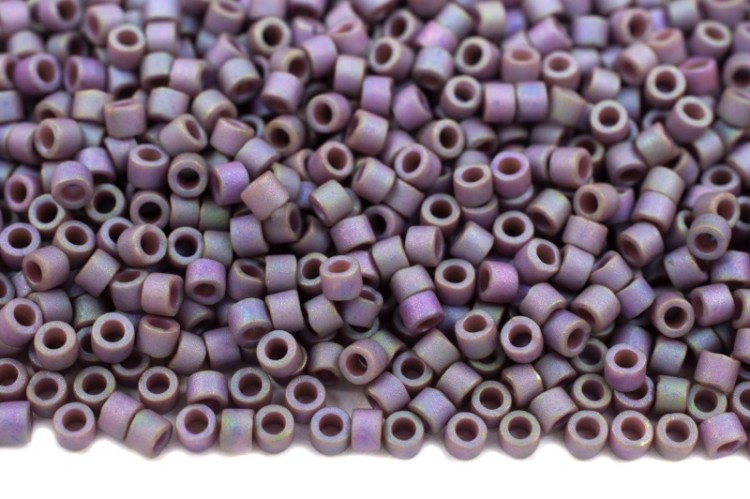 Бисер японский MIYUKI Delica цилиндр 11/0 DB-1065 глициния, матовый металлизированный, 5 грамм Бисер японский MIYUKI Delica цилиндр 11/0 DB-1065 глициния, матовый металлизированный, 5 грамм
