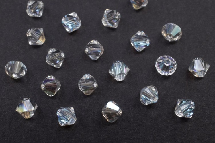 Бусина биконус Swarovski 5328 #001 SHIM 4мм Crystal Shimmer, 5328-4-001-971, 20шт Бусина биконус Swarovski 5328 #001 SHIM 4мм Crystal Shimmer, 5328-4-001-971, 20шт