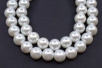 Жемчуг искусственный 12мм, отверстие 1,5мм, цвет белый, 520-016, 1 нить (около 80см, около 68шт)