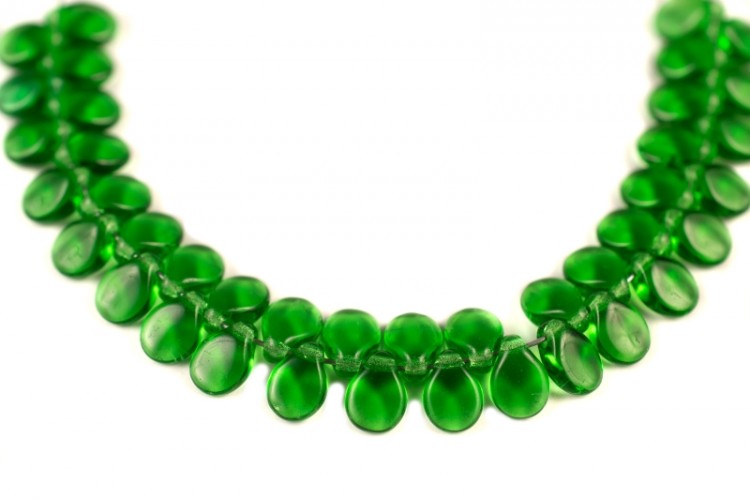 Бусины Pip beads 5х7мм, цвет 50120 зеленый прозрачный, 701-030, 20шт Бусины Pip beads 5х7мм, цвет 50120 зеленый прозрачный, 701-030, 20шт