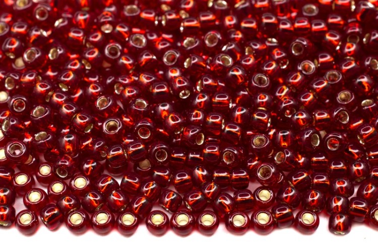 Бисер японский TOHO круглый 11/0 #0025D гранат, серебряная линия внутри, 10 грамм Бисер японский TOHO круглый 11/0 #0025D гранат, серебряная линия внутри, 10 грамм Бисер японский TOHO круглый 11/0 #0025D гранат, серебряная линия внутри, 10 грамм