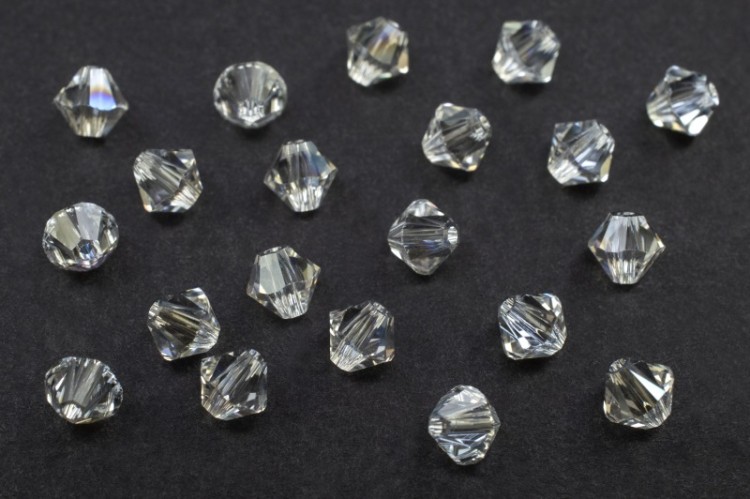 Бусина биконус Swarovski 5328 #001 MOL 4мм Moonlight, 5328-4-001-376, 20шт Бусина биконус Swarovski 5328 #001 MOL 4мм Moonlight, 5328-4-001-376, 20шт