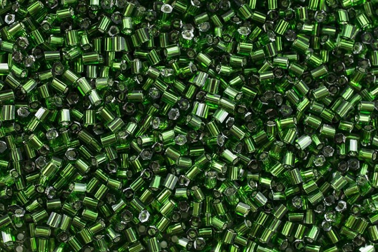 Бисер японский MATSUNO рубка 11/0 2CUT 52, цвет зеленый, внутреннее серебрение, 10г Бисер японский MATSUNO рубка 11/0 2CUT 52, цвет зеленый, внутреннее серебрение, 10г