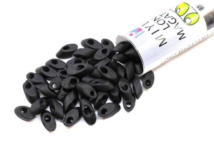 Бисер японский MIYUKI Long Magatama #0401F-TB черный, матовый непрозрачный, 1 туба (около 8 грамм) Бисер японский MIYUKI Long Magatama #0401F-TB черный, матовый непрозрачный, 1 туба (около 8 грамм)