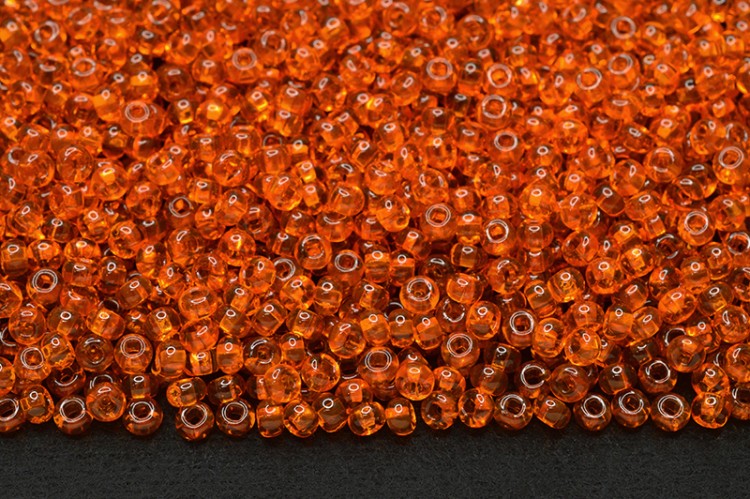 Бисер чешский PRECIOSA круглый 8/0 90000 оранжевый прозрачный, квадратное отверстие, 50г Бисер чешский PRECIOSA круглый 8/0 90000 оранжевый прозрачный, квадратное отверстие, 50г