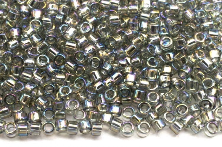 Бисер японский TOHO Treasure цилиндрический 11/0 #0176 черный алмаз, радужный прозрачный, 5 грамм Бисер японский TOHO Treasure цилиндрический 11/0 #0176 черный алмаз, радужный прозрачный, 5 грамм