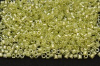 Бисер японский MIYUKI Delica цилиндр 10/0 DBM-0903 хрусталь/перидот, сверкающий/окрашенный изнутри, 5 грамм