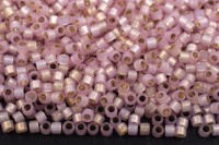 Бисер японский MIYUKI Delica цилиндр 11/0 DB-0624 светло-розовый алебастр, серебряная линия внутри, 5 грамм