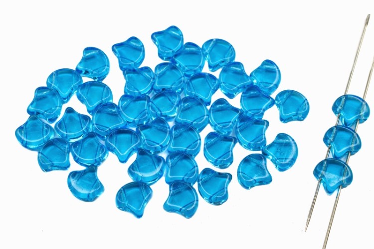 Бусины GINKO 7,5х7,5мм, отверстие 0,8мм, цвет 60020 голубой прозрачный, 710-087, 10г (около 40шт) Бусины GINKO 7,5х7,5мм, отверстие 0,8мм, цвет 60020 голубой прозрачный, 710-087, 10г (около 40шт)