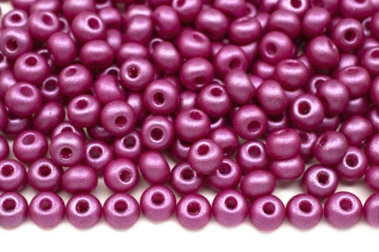Бисер чешский PRECIOSA круглый 6/0 22013 сиреневый, PermaLux, 50г Бисер чешский PRECIOSA круглый 6/0 22013 сиреневый, PermaLux, 50г