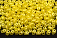 Бусины MiniDuo 2х4мм, отверстие 0,7мм, цвет 02010/24002 желтый непрозрачный жемчужный, 707-015, 5г (около 115шт)