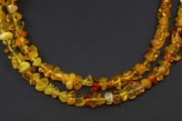 Каменная крошка Янтарь около 5-8х5-8мм, отверстие 0,8мм, оттенок красный, 522-052, 1 нить (около 20см, около 40шт)