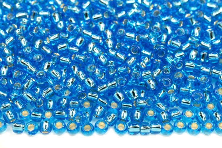 Бисер японский TOHO круглый 11/0 #0023B темная вода, серебряная линия внутри, 10 грамм Бисер японский TOHO круглый 11/0 #0023B темная вода, серебряная линия внутри, 10 грамм