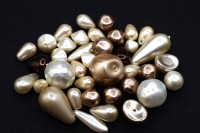 Бусины МИКС №104 Preciosa, бежево-коричневая гамма, стеклянные, 25г (около 28шт)