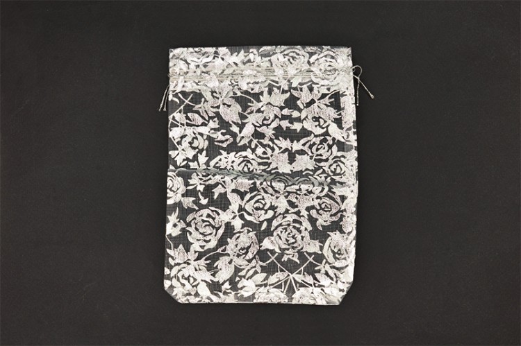 Сумочка из органзы подарочная около 13х18см, цвет серебро с рисунком, 36-020, 1шт Сумочка из органзы подарочная около 13х18см, цвет серебро с рисунком, 36-020, 1шт