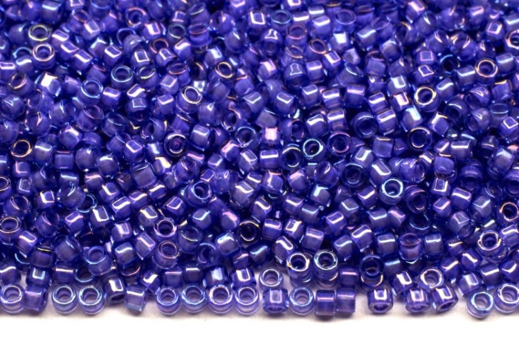 Бисер японский TOHO Treasure цилиндрический 11/0 #0934 светлый сапфир/фиолетовый, окрашенный изнутри, 5 грамм Бисер японский TOHO Treasure цилиндрический 11/0 #0934 светлый сапфир/фиолетовый, окрашенный изнутри, 5 грамм